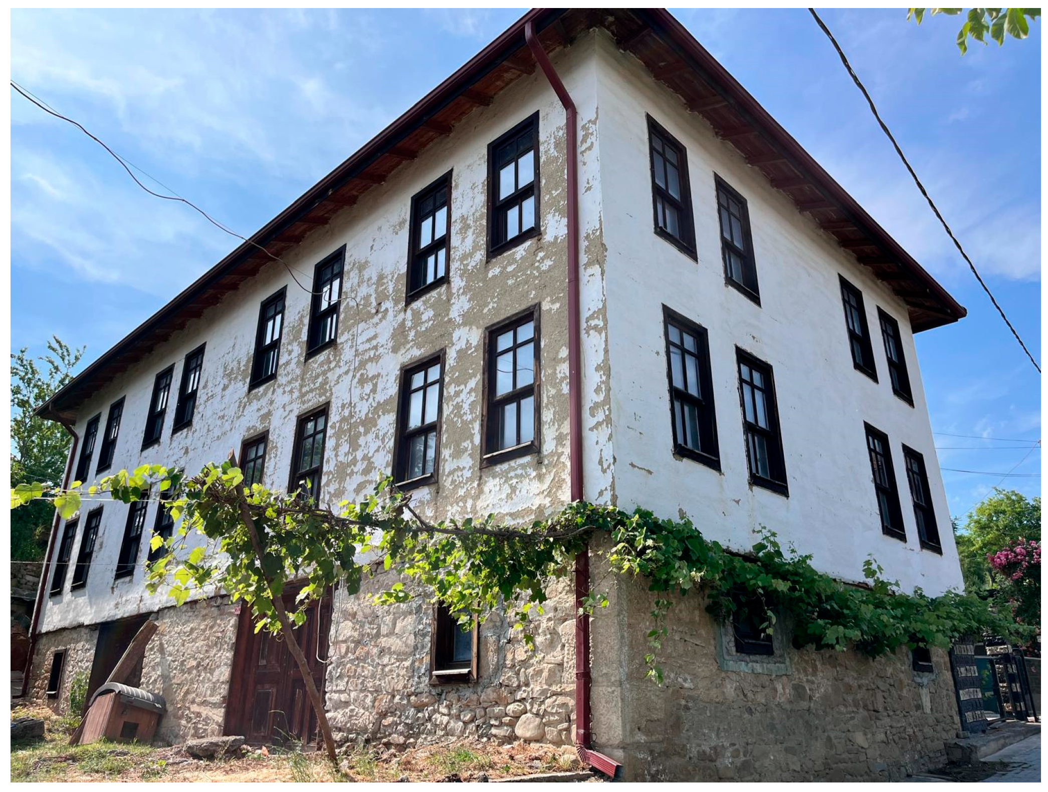 Architecture 05 00015 g004