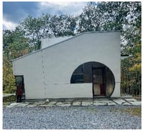 A representative residential project, “Ex of In House” New York, United States (photograph by the author, 9 October 2023).