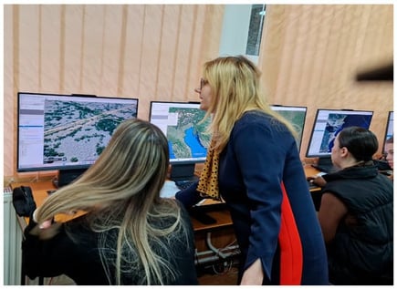 Ninth graders experience learning Geography with Google Earth Pro.