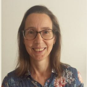 Dr. Elena Bartolomé avatar image