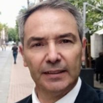 Prof. Dr. Sebastian Feu avatar image