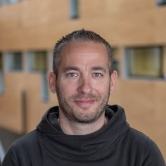 Dr. Boštjan Šumak avatar image