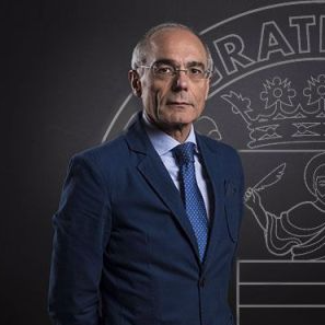 Prof. Dr. Ciro Caliendo avatar image