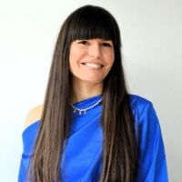 Dr. Lavinia Calinoiu avatar image