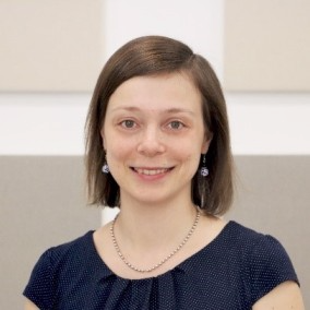 Dr. Fruzsina Walter avatar image