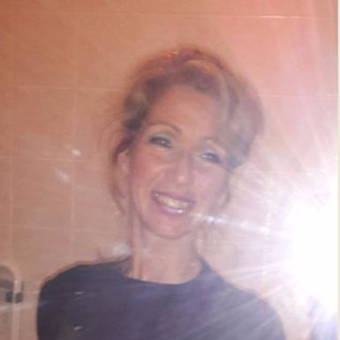 Dr. Luciana Bordin avatar image