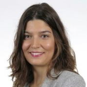 Dr. Cíntia Ferreira-Pêgo avatar image