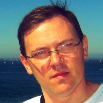 Dr. Hugo Silva avatar image