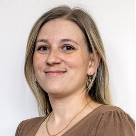 Dr. Jana Vojteková avatar image