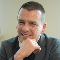 Dr. Dawid Szurgacz avatar image