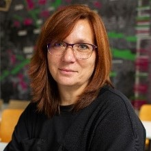 Prof. Dr. Alenka Fikfak avatar image