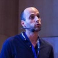 Dr. Bruno Gonçalves avatar image