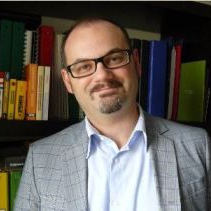 Prof. Dr. Roberto Comparelli avatar image