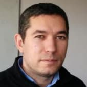 Dr. Azeddine Houari avatar image