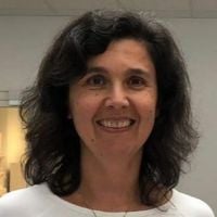 Dr. Elisa Julião Campos avatar image