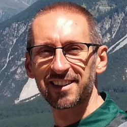 Dr. Vincenzo Bellantone avatar image