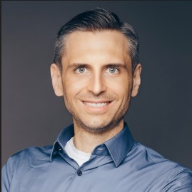 Dr. Christoph Stach avatar image