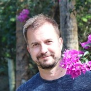 Prof. Dr. Robert Veberič avatar image