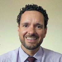 Dr. Edgar Ramos Vieira avatar image