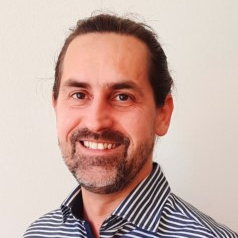 Prof. Dr. David Rehak avatar image