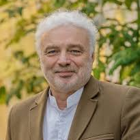 Dr. Arnd Jürgen Kuhn avatar image