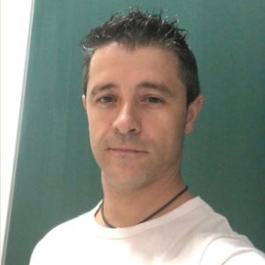 Dr. Boni García avatar image