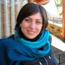 Dr. Annamaria Sandomenico avatar image