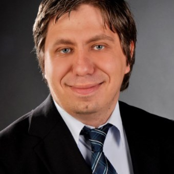 Dr. Martin C. Gruhlke avatar image