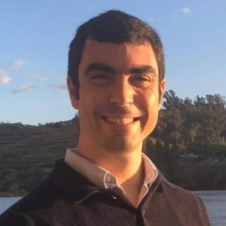 Dr. Diogo Canhão de Sousa Canavarro avatar image