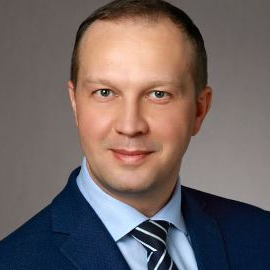 Prof. Dr. Marek Szarucki avatar image