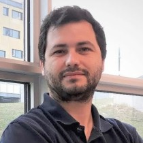 Dr. Carlos Paulo avatar image