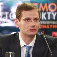 Dr. Georgios Floros avatar image