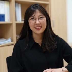 Dr. Youn Jeong Jang avatar image