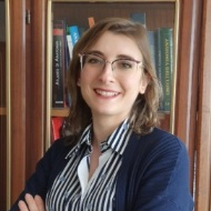 Dr. Veronica Romano avatar image