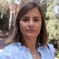 Dr. Cláudia Gomes Silva avatar image