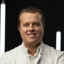 Dr. Dominik Duscher avatar image