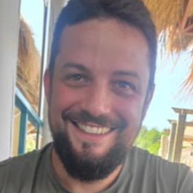 Dr. Alessandro Antonio Papa avatar image