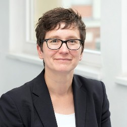 Dr. Franziska Emmerling avatar image