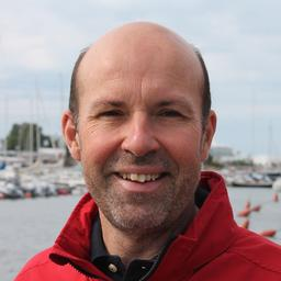 Dr. Carlos M. Farinha avatar image