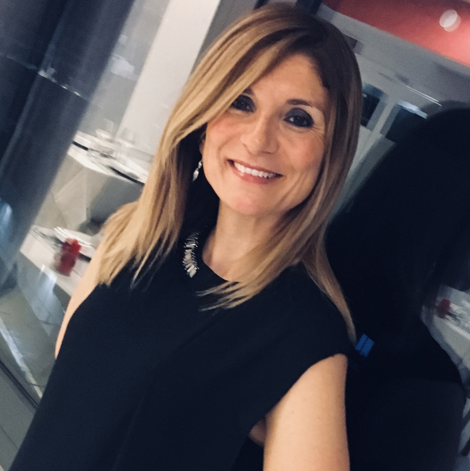 Dr. Luisa Cigliano avatar image