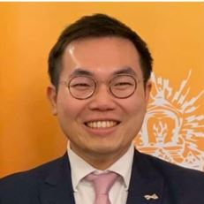 Dr. Chinnapat Panwisawas avatar image