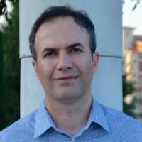 Dr. Rahman Azari avatar image