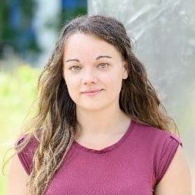 Dr. Dorina Strieth avatar image