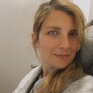 Dr. Elga Esposito avatar image