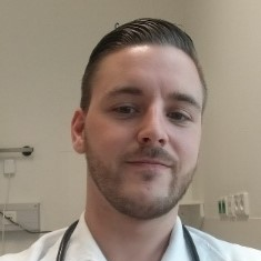 Dr. Moritz Mirna avatar image