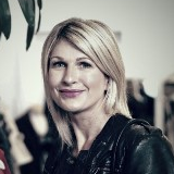 Dr. Lisa McNeill avatar image