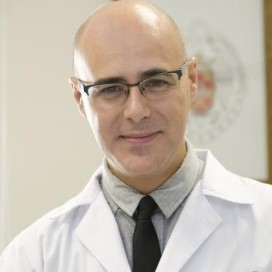 Dr. Alberto Lazaro avatar image