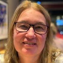 Dr. Cornelia Tolg avatar image