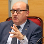 Prof. Dr. Javier Gil avatar image