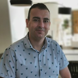 Dr. Guillermo Ripoll avatar image